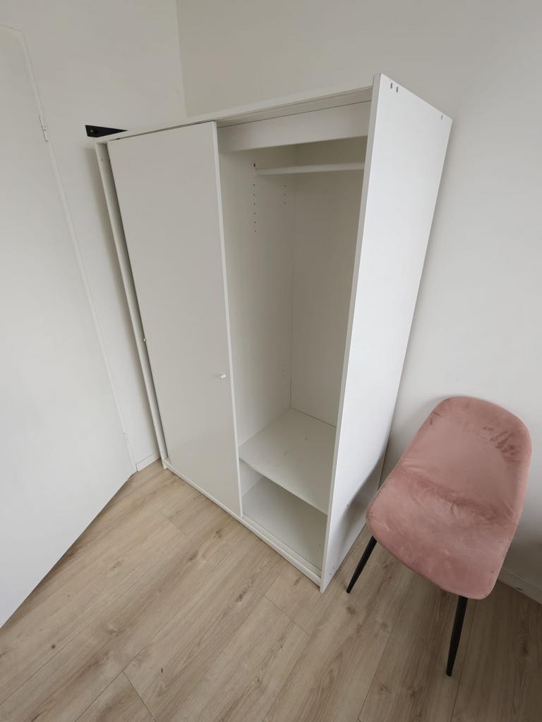 IKEA kleppstad kast met schuifdeuren - Zo goed als nieuw, Ophalen, Overige materialen, 100 tot 150 cm, Zo goed als nieuw