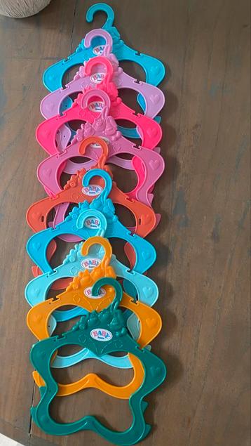 Babyborn kledinghangers 9 stuks beschikbaar voor biedingen