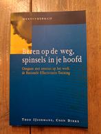 Beren op de weg spinsels in je hoofd., Ophalen of Verzenden, Zo goed als nieuw