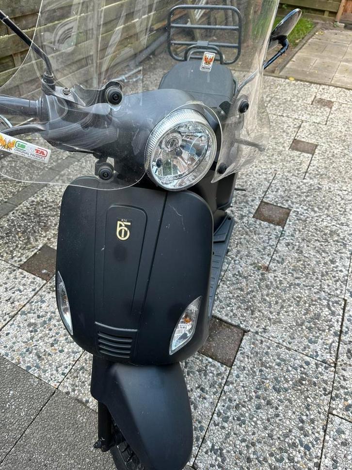 BTC RIVA SCOOTER, Fietsen en Brommers, Snorfietsen en Snorscooters, Gebruikt, Overige merken, Benzine, Ophalen