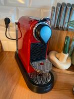 Nespresso Krups Essenza Mini - Rood - Zo goed als nieuw, Espresso apparaat, Ophalen of Verzenden, Zo goed als nieuw, 1 kopje