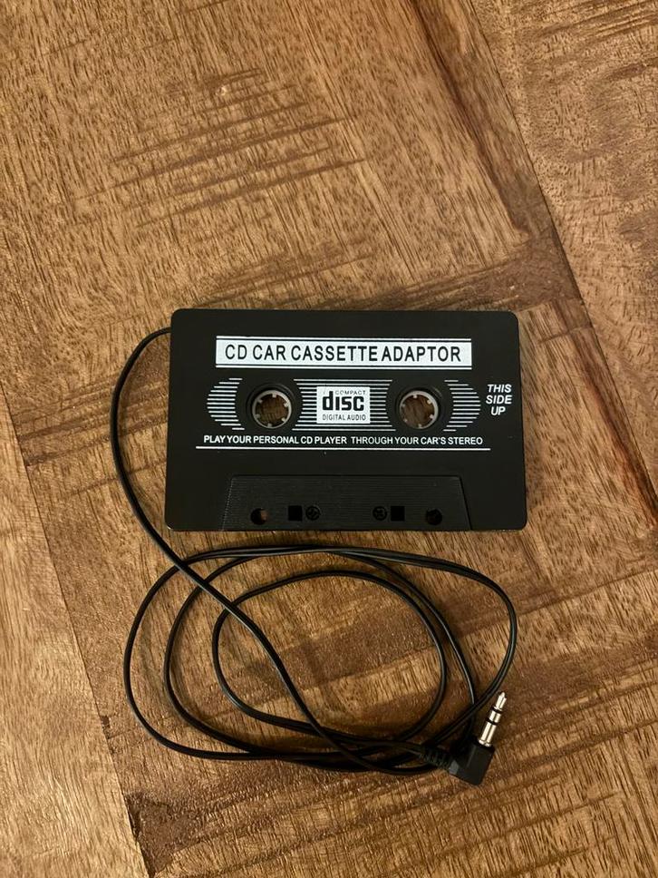 CD Cassette naar aux adapter voor Auto, Auto diversen, Autoradio's, Zo goed als nieuw, Ophalen of Verzenden