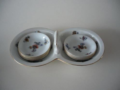 Petit-fours set, voor de N.V. magazijn De Bijenkorf., Antiek en Kunst, Antiek | Porselein, Ophalen of Verzenden