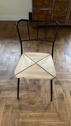 GEZOCHT! Eetkamerstoel, Ophalen, Zo goed als nieuw, Eén