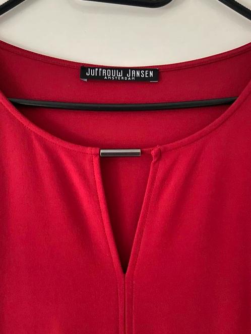 Jurk juffrouw Jansen maat M, Kleding | Dames, Jurken, Zo goed als nieuw, Maat 38/40 (M), Rood, Knielengte, Verzenden
