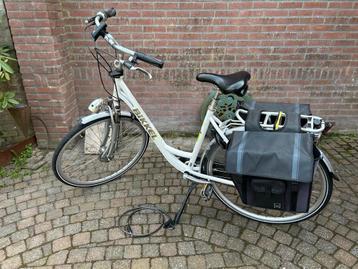 Bikkel damesfiets  beschikbaar voor biedingen