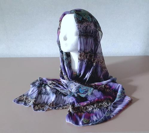 Lange sjaal. Lila. 170 x 68 cm., Kleding | Dames, Mutsen, Sjaals en Handschoenen, Zo goed als nieuw, Sjaal, Maat 46/48 (XL) of groter