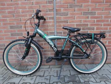 Zeer mooie Loekie Snake 22 inch met 3 versnellingen beschikbaar voor biedingen