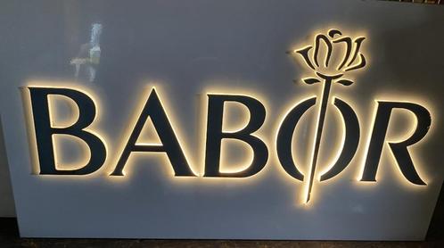 Leuke Wand Reclame Bador - vintage lichtbak, Verzamelen, Merken en Reclamevoorwerpen, Gebruikt, Lichtbak of (neon) lamp, Ophalen