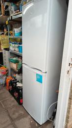 Indesit koel-vriescombinatie, Witgoed en Apparatuur, Ophalen, Gebruikt, 200 liter of meer, Met aparte vriezer