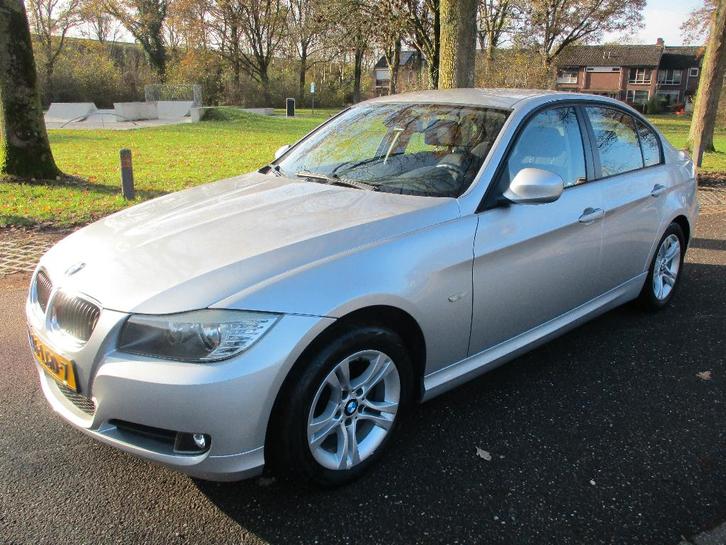 BMW 3 Serie 318i Business Line (Motor 10875 km) (Nieuwstaat), Auto's, BMW, Bedrijf, 3-Serie, ABS, Airbags, Alarm, Bluetooth, Boordcomputer