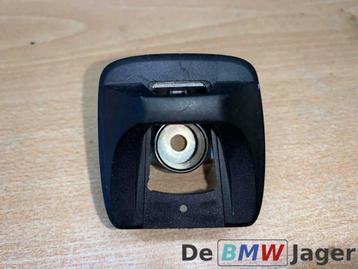 kinderstoel houder BMW E82 E90 E90LCI E92 E92LCI 72149119678 beschikbaar voor biedingen
