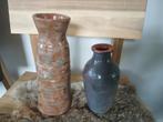 Twee mooie vazen gemerkt!10 euro, Verzenden