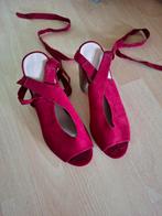 Rode Hakken - Maat 39, Ophalen of Verzenden, Zo goed als nieuw, Rood, Schoenen met hoge hakken
