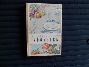 Margriet kookboek uit de jaren 1950 beschikbaar voor biedingen