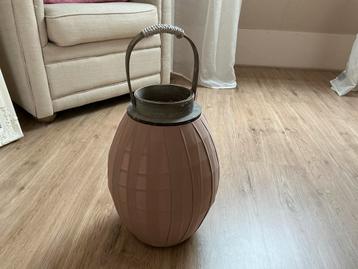 Decoratieve Lantaarn met Handvat beschikbaar voor biedingen