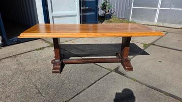 Wortelnoten antieke Franse kloostertafel 230 x 90  beschikbaar voor biedingen