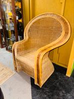 Grote rotan fauteuil pauwstoel peacock chair, Ophalen