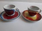 Twee Espresso kop en schotels Illy Art Collection Nieuw, Nieuw, Ophalen of Verzenden, Overige stijlen, Kop(pen) en/of Schotel(s)