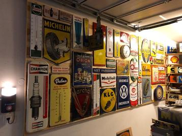 EMAILLE borden gezocht! BLIKKEN bord emaille DEURPOSTJES.  beschikbaar voor biedingen