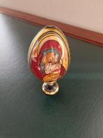 Oosters Orthodox Ei met Standaard, Ophalen