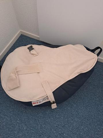 zitzak voor baby beschikbaar voor biedingen