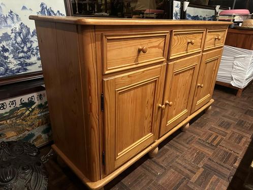 Dressoir kast, Huis en Inrichting, Kasten | Dressoirs, Zo goed als nieuw, 150 tot 200 cm, 25 tot 50 cm, Met lade(s), Met deur(en)