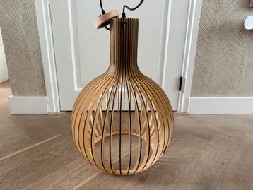 Moderne Houten Hanglamp beschikbaar voor biedingen