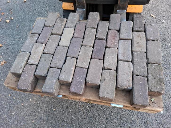 Oude gebakken 10duimers /keiformaat op pallets 45m2, Tuin en Terras, Tegels en Klinkers, Zo goed als nieuw, Klinkers, Keramiek