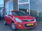 Hyundai I20 1.4i DynamicVersion - Airco, Voorwielaandrijving, Gebruikt, 4 cilinders, 1396 cc