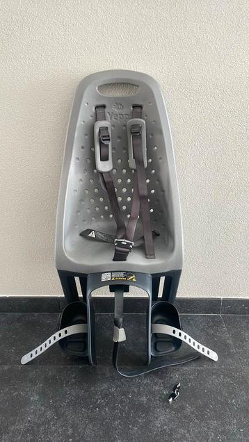 Yepp thule Maxi achterzit easyfit grijs met sleutels beschikbaar voor biedingen