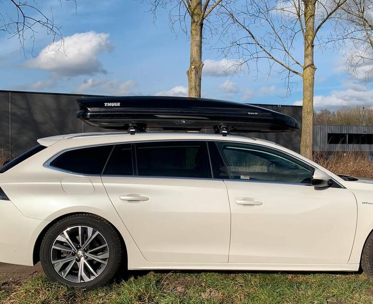 Te huur Dakkoffer Thule Dynamic 900 L Black Glossy, Auto diversen, Dakkoffers, Zo goed als nieuw, Ophalen