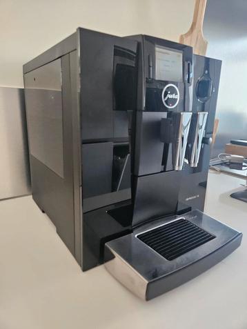 Jura IMPRESSA F8 piano black espresso koffie volautomaat  beschikbaar voor biedingen