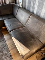 Hoekbank 2,6x2,35 meter mag weg voor flesje berenburg, Huis en Inrichting, Banken | Bankstellen, Ophalen, Zo goed als nieuw, 75 tot 100 cm