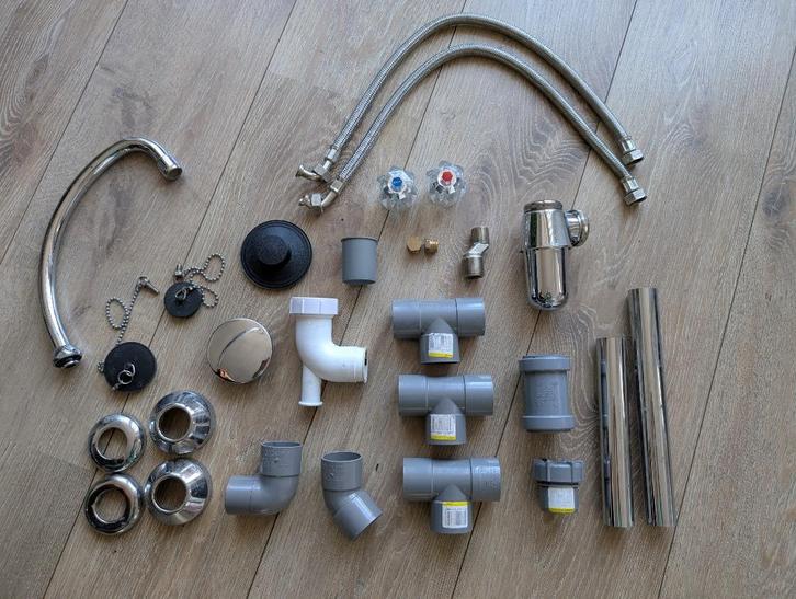 Sanitair benodigdheden divers, Doe-het-zelf en Verbouw, Buizen en Afvoer, Nieuw, Pvc, Minder dan 2 meter, Ophalen of Verzenden