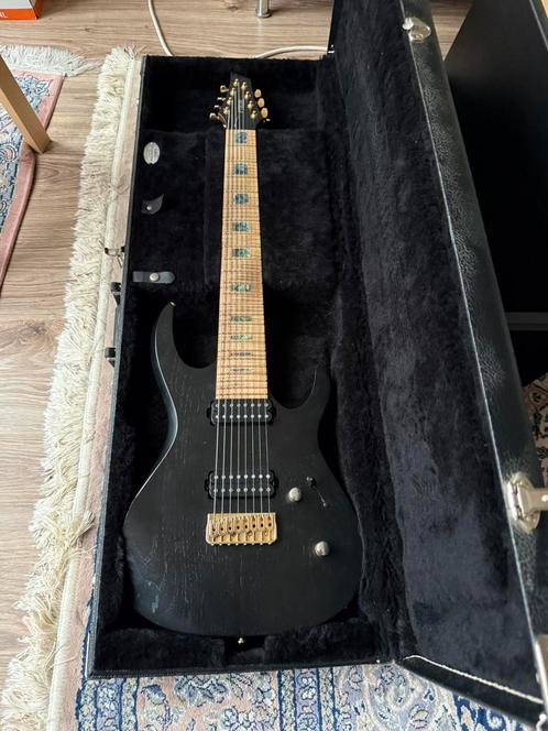 Kiesel custom 8 snarige gitaar, Muziek en Instrumenten, Snaarinstrumenten | Gitaren | Elektrisch, Zo goed als nieuw, Overige merken