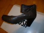 GOSH lederen taupe pumps met hielband en rits maat 38, Ophalen of Verzenden, Nieuw, Overige kleuren