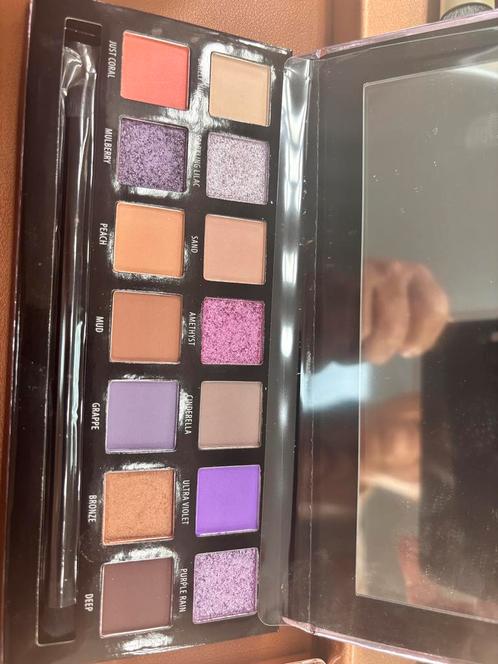 Heel veel zo goed als nieuwe make up producten lage prijzen, Sieraden, Tassen en Uiterlijk, Uiterlijk | Cosmetica en Make-up, Zo goed als nieuw