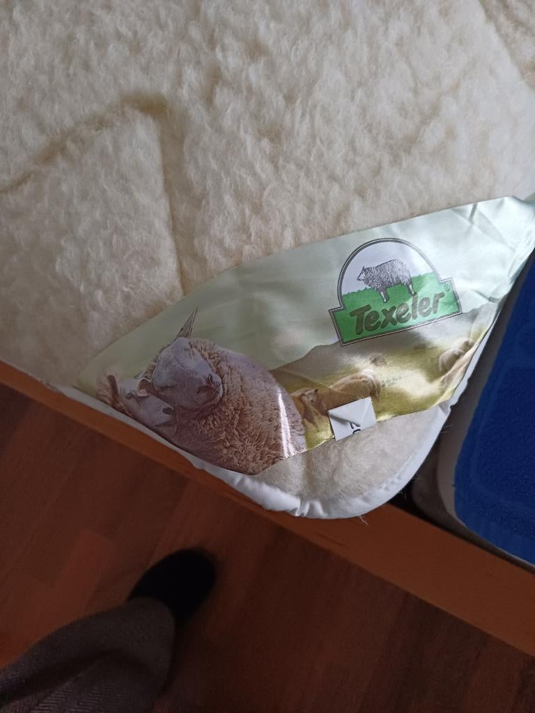 schapenvacht voor matras, Huis en Inrichting, Woonaccessoires | Plaids en Woondekens, Zo goed als nieuw, Ophalen