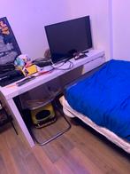 Ikae bureau, Huis en Inrichting, Bureaus, Ophalen, Gebruikt