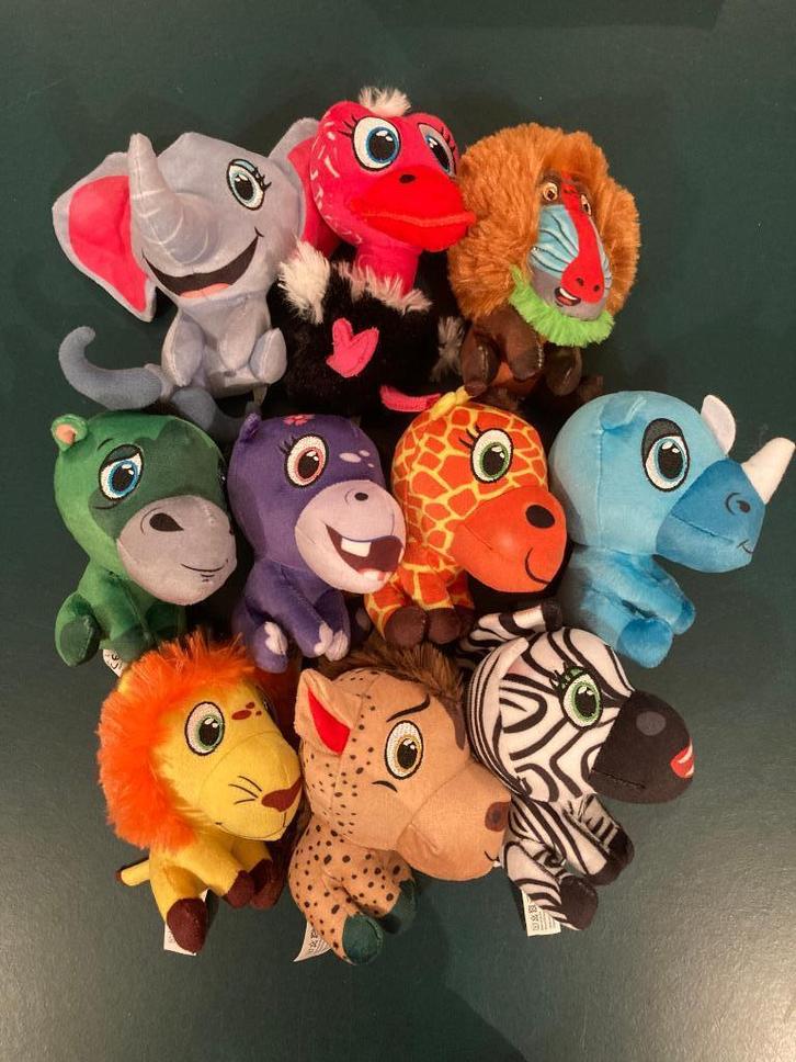 Lidl safari mini's knuffels set 10 stuks compleet uit 2024!, Kinderen en Baby's, Speelgoed | Knuffels en Pluche, Zo goed als nieuw