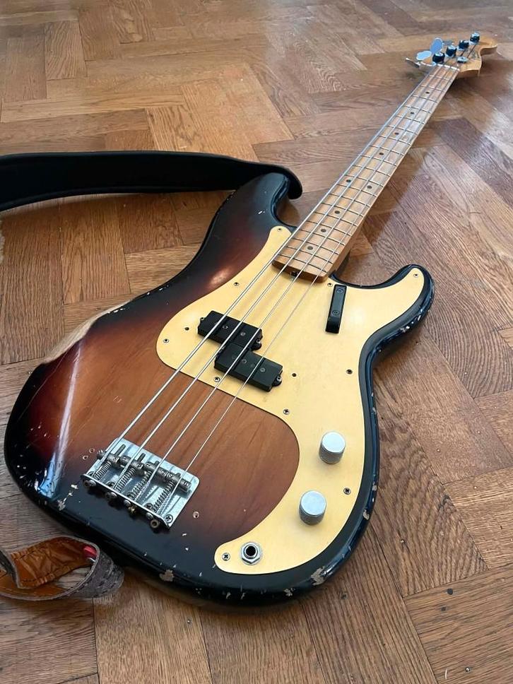 Fender Road Worn 50's Precision bass (2008), Muziek en Instrumenten, Snaarinstrumenten | Gitaren | Bas, Gebruikt, Elektrisch, Ophalen