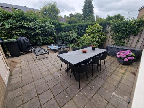 GRATIS! Ongeveer 22 m2 aan 30x30cm stoeptegels, Tuin en Terras, Tegels en Klinkers, Gebruikt, Terrastegels, Beton, 10 m² of meer