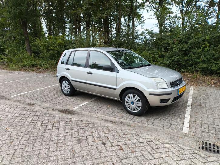 Lelijk maar betrouwbaar: Ford Fusion 1.6 16V 2002, Auto's, Ford, Particulier, Fusion, ABS, Airbags, Centrale vergrendeling, Elektrische buitenspiegels