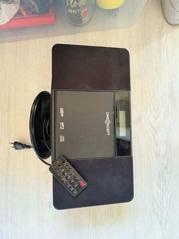 Microset met CD, Radio & MP3 beschikbaar voor biedingen