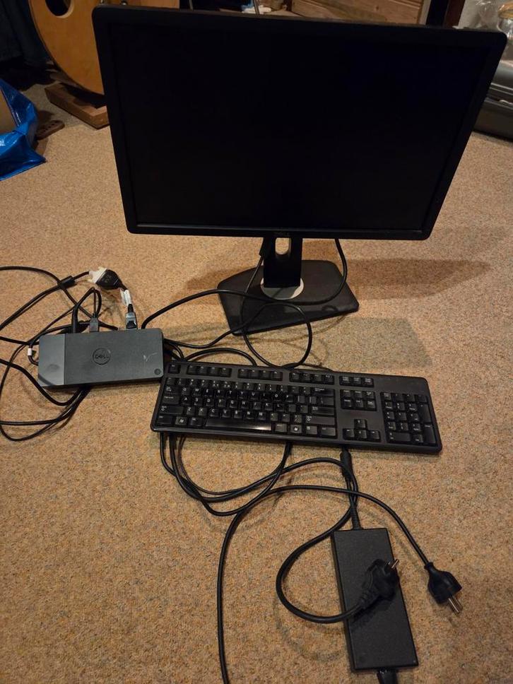 Dell Docking Station met Monitor, Computers en Software, Dockingstations, Gebruikt, Docking station, Laptop, Tablet, Telefoon