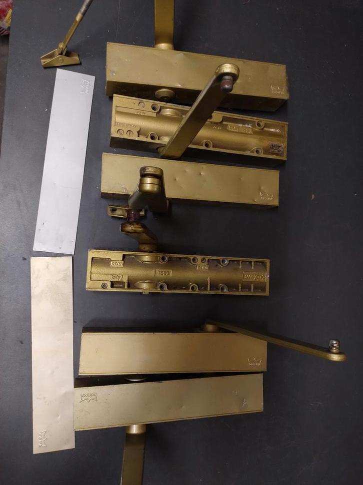 deurdranger dorma TS 83 en gebruikt, Doe-het-zelf en Verbouw, Hang- en Sluitwerk, Gebruikt, Overige typen, Ophalen