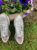 AQA sneakers 39, Ophalen of Verzenden, Zo goed als nieuw, Overige kleuren, Sneakers of Gympen