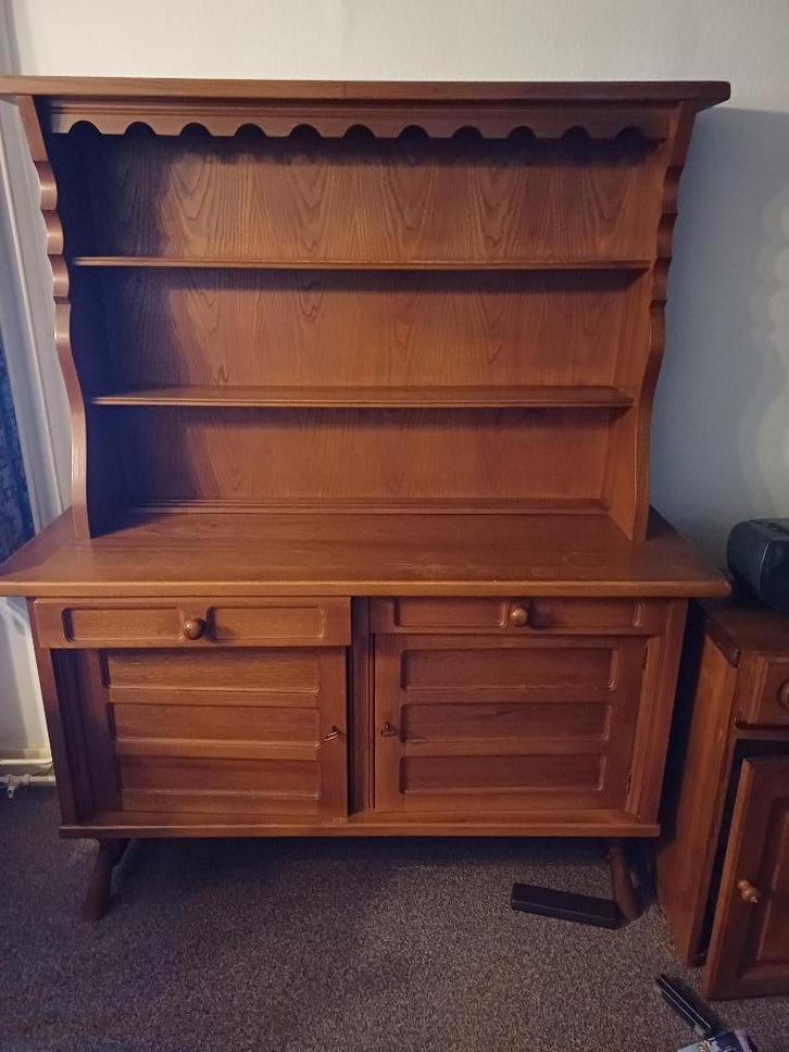 Prachtige buffetkast, Huis en Inrichting, Kasten | Buffetkasten, Zo goed als nieuw, 200 cm of meer, 100 tot 150 cm, 25 tot 50 cm