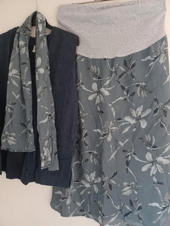Positie rok, gilet en sjaaltje mt 44, Kleding | Dames, Positiekleding, Zo goed als nieuw, Rok, Maat 42/44 (L), Groen, Ophalen of Verzenden